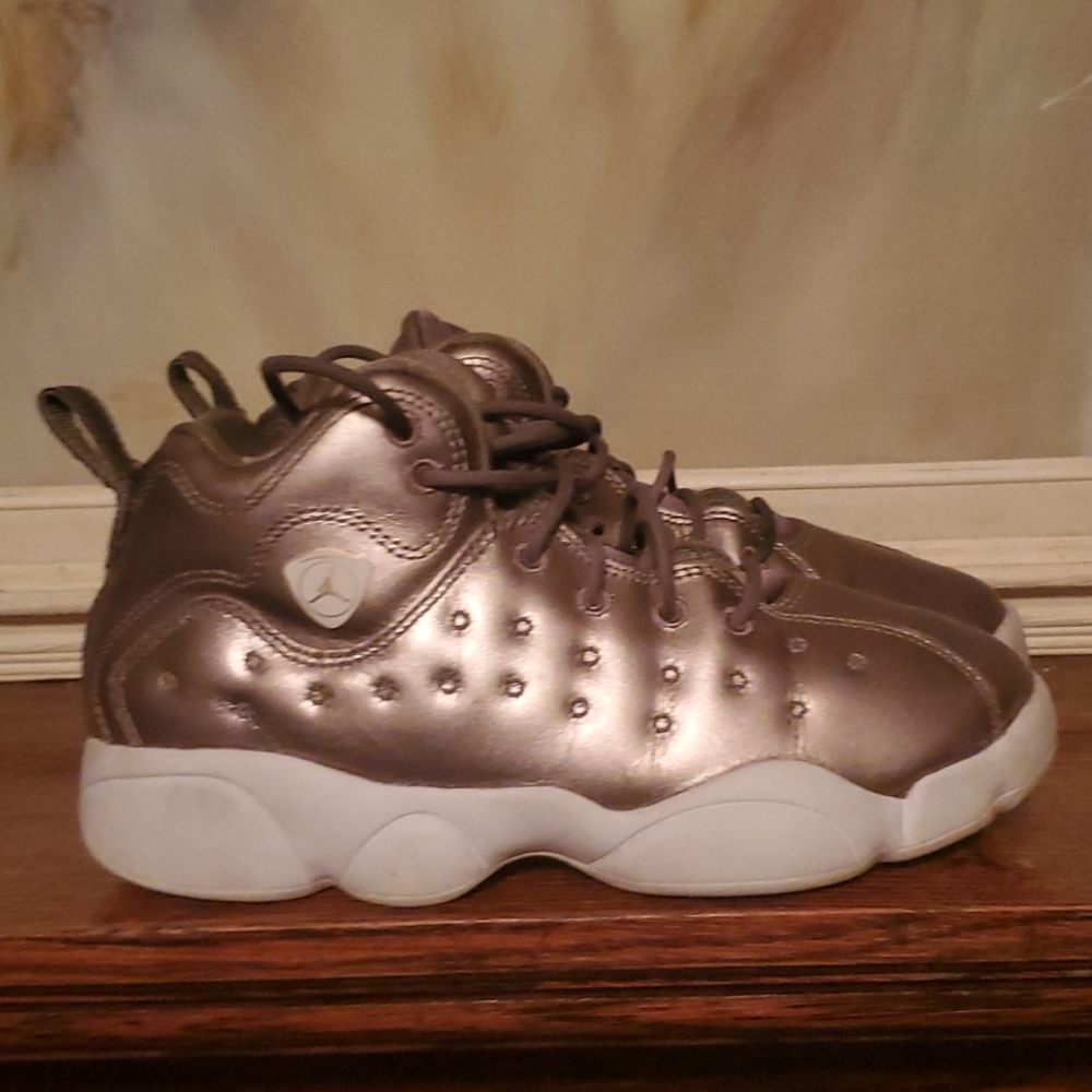 Jordan's 2y